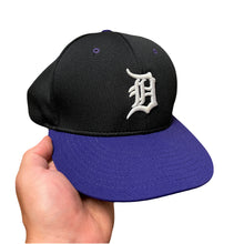 Load image into Gallery viewer, Purple/Black Detroit Hat
